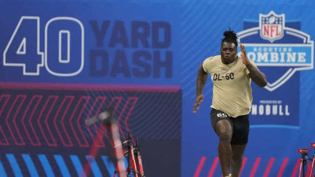Mar 3, 2024; Indianapolis, IN, USA; Georgia offensive lineman Amarius Mims (OL50) during the 2024 NFL Combine at Lucas Oil Stadium.